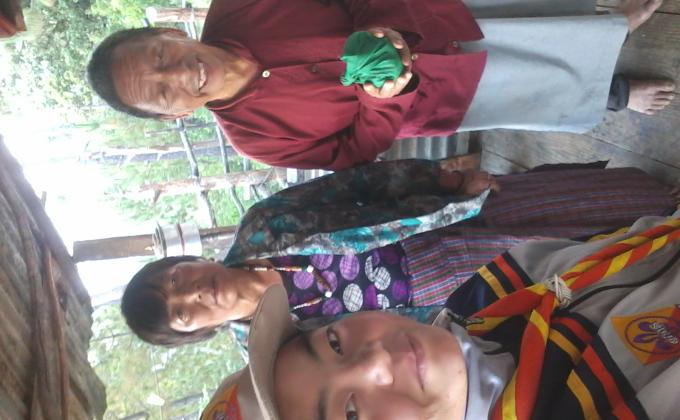 Distribution of medicine to orderly people