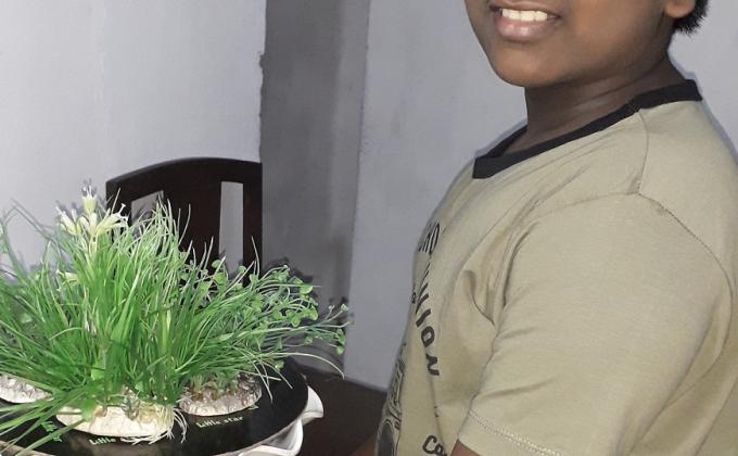 Making a plant holder from "Eco Bricks"