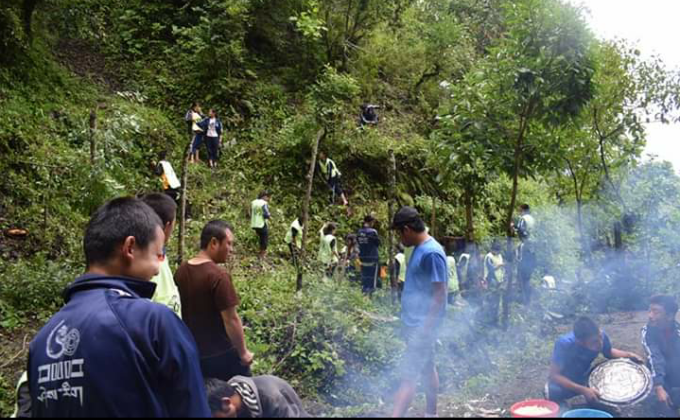 Cleaning community water source
