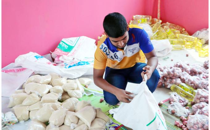 লকডাউনে ত্রাণ সামগ্রী বিতরণের পূর্ব প্রস্ততি