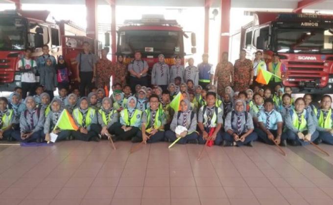 A Visit To The Kubu Fire Station Via Tourism Sites Exploration Program 2017 (PARTICIPANT)