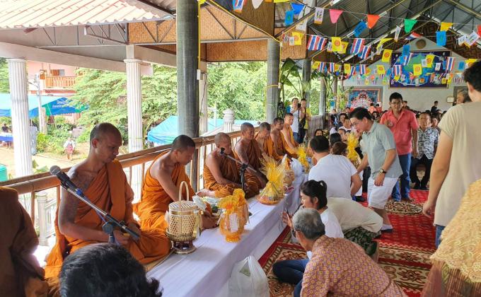 ร่วมทำบุญ กฐินประจำปี