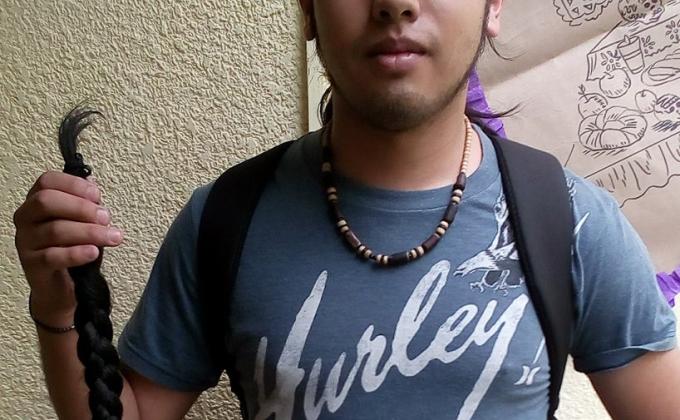 Una trenza de Ayuda.