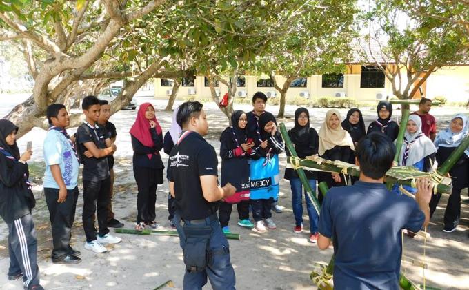 KURSUS PIONEERING DAN IKATAN 