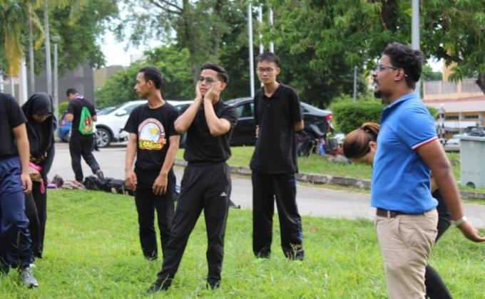 Perjumpaan mingguan keempat