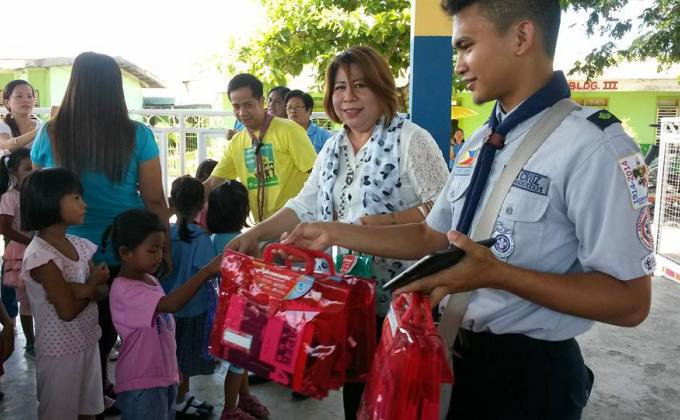 gift giving of school supplies