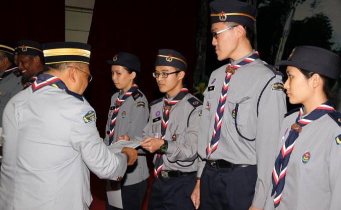 Majlis Pengalungan Dua Butir Manikayu KLM17 di Dewan Seri Temenggong, IPGKTI. 