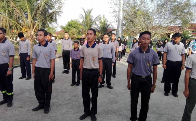 Latihan Asas Kawad Kaki & Perbarisan