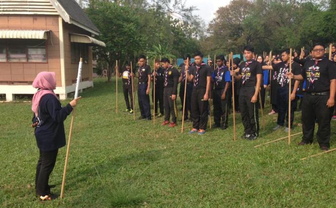 Perjumpaan Kedua Level 100, Semester II, Sidang 2017/18 - Kawad Tongkat