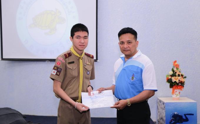 ร่วมกิจกรรมจิตอาสา "พาน้องเที่ยว" 