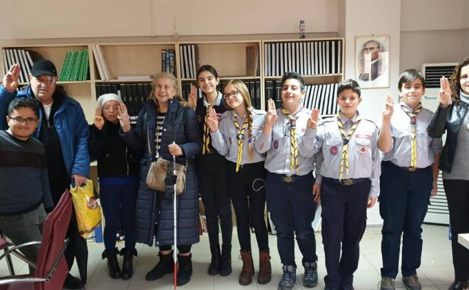 Volunteer service at provincial public library in the section of blinds