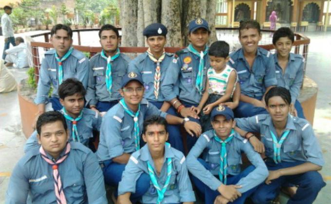 service at trilokpur tample