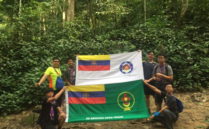 Ekspedisi di Gunung Nuang 