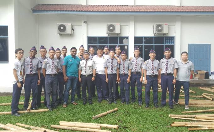 Lima Lencana Tertinggi - Lencana Kegiatan dan Lencana Perkhidmatan