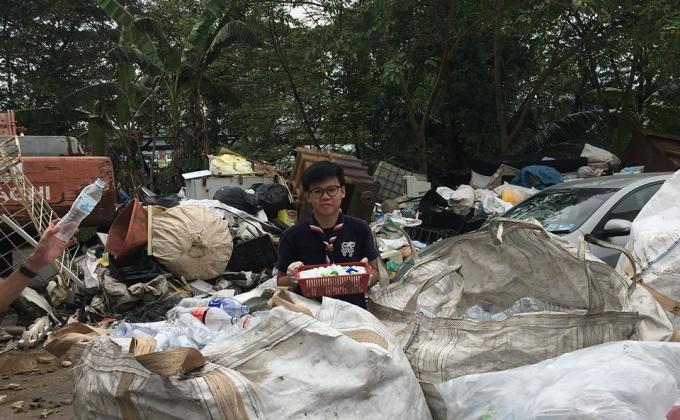 [WalkSide by Rovs Project: Update 8] Collecting bottle caps and recycle in Thanam Industry!  