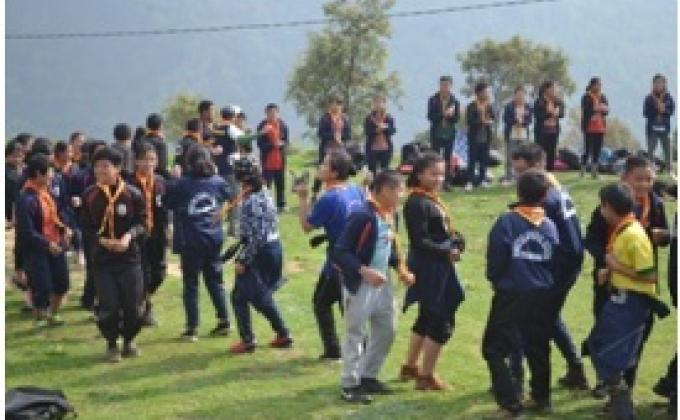 Hiking toward Serdam Goenpa