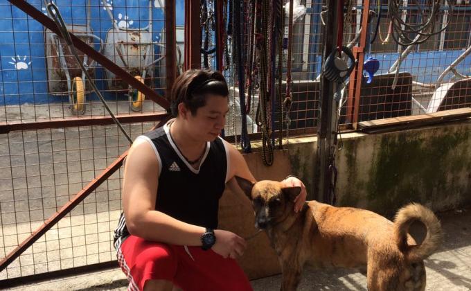 Aaron's Good Deeds(so far my fav volunteer place)