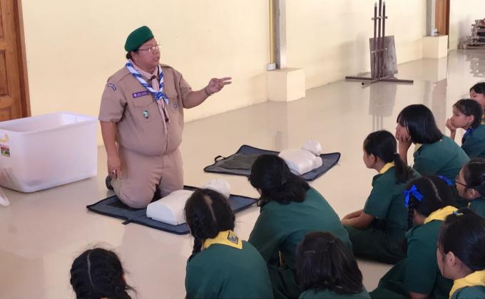สอนปฐมพยาบาลเบื้องต้นและCPR