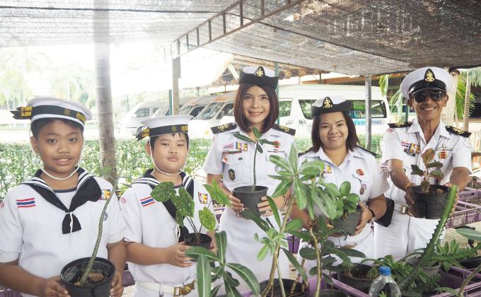 ปลูกต้นไม่อนุรักษ์สิ่งแวดล้อม #Connect2Earth #Mop_Thailand