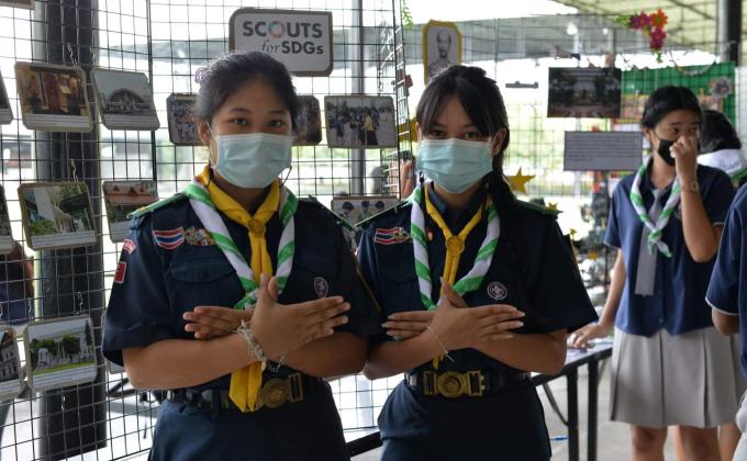 ให้ความรู้เพื่อนๆน้องๆเกี่ยวกับวันปิยมหาราช