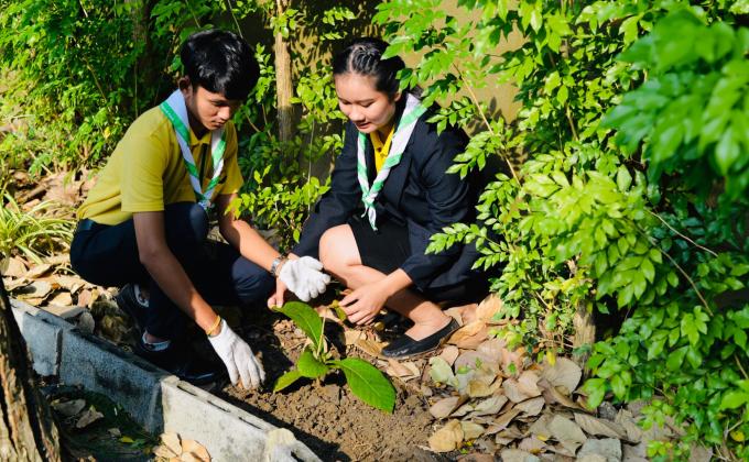 วันที่5 ธันวาคม วันพระบรมราชสมภพ วันดินโลก วันพ่อแห่งชาติ