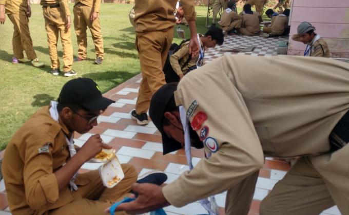  Plastic tide turners