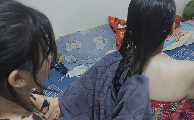 เช็ดผมให้ป้า