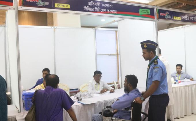 জাতীয় আয়কর মেলায় রোভার স্কাউটদের সহায়তা প্রদান..!