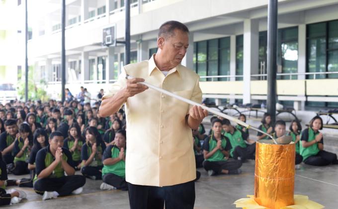 กิจกรรมหล่อเที่ยนพรรษา