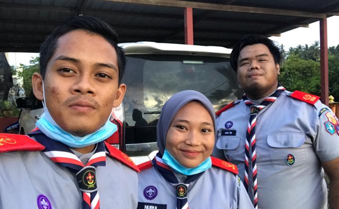 Pengagihan Face Shield kepada Frontliner Daerah Maran