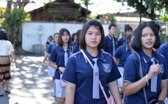 แห่เทียนเข้าพรรษา