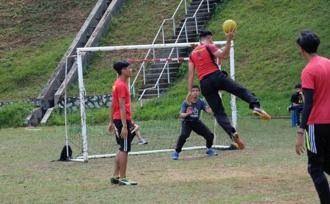 Kejohanan Bola baling dan Bola Jaring (1 bulan, 1 sukan) 