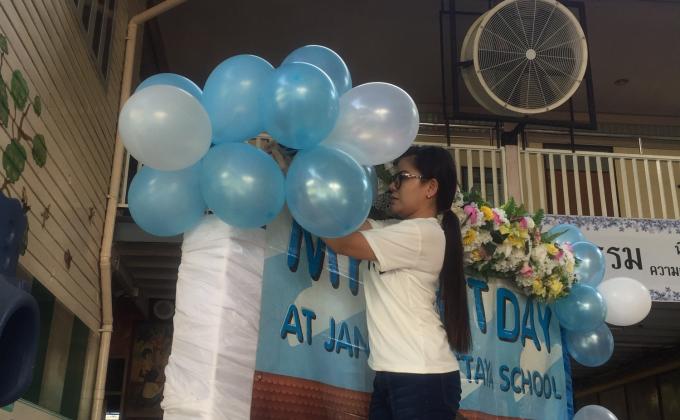 จิตอาสา จัดสถานที่ในการจัดงาน