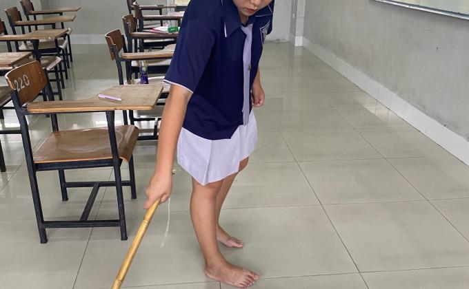 จิตอาสาทำความสะอาดห้องเรียน