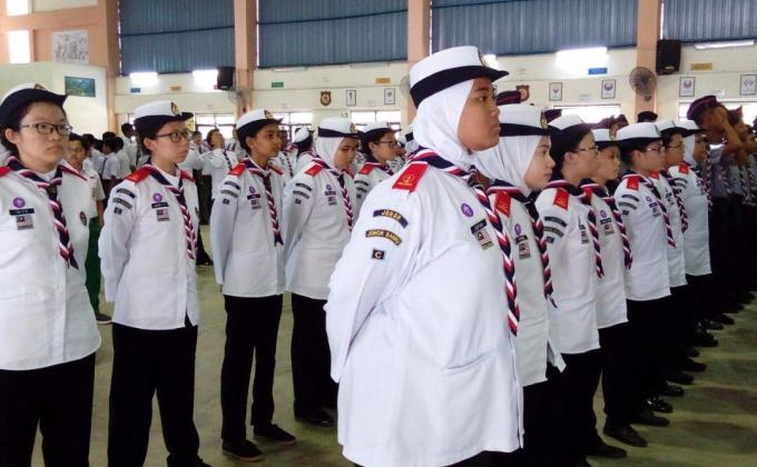 IMMERSION SCHOOLS OF SMP ISLAM AL AZHAR 14 AND SMK TASEK UTARA