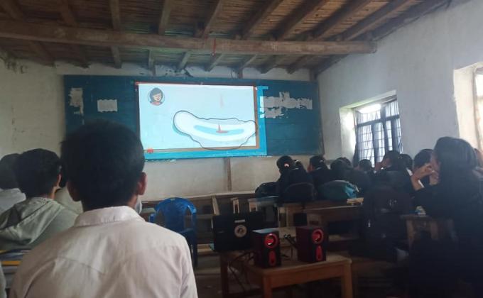 mensural hygiene session to the students
