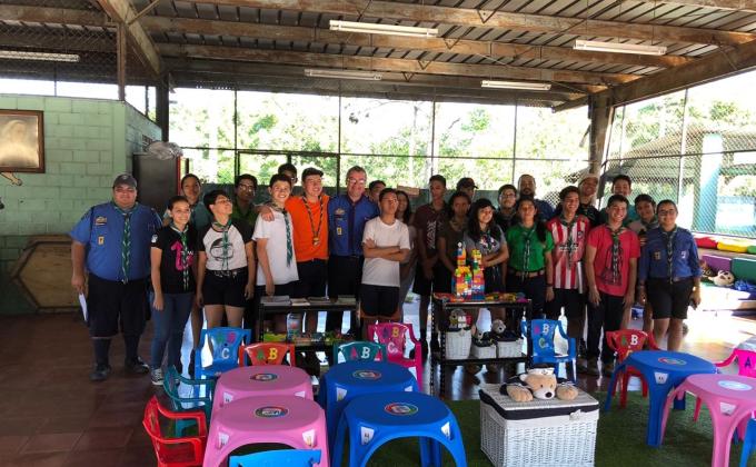 Elaboración de una Ludoteca en el Kínder Pedro Ricaldone en Beneficio de los estudiantes.