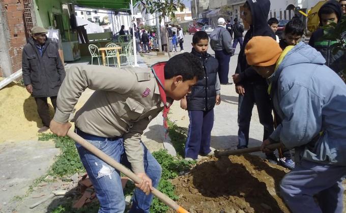 نظف قدام دارك ..... تحمي صغارك