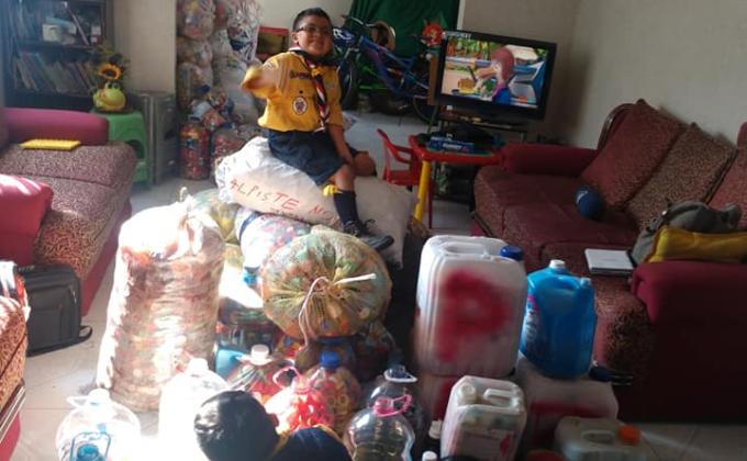 Super Pukeena regala sonrisas 