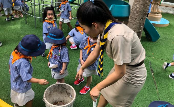 จิตอาสาเก็บขยะ