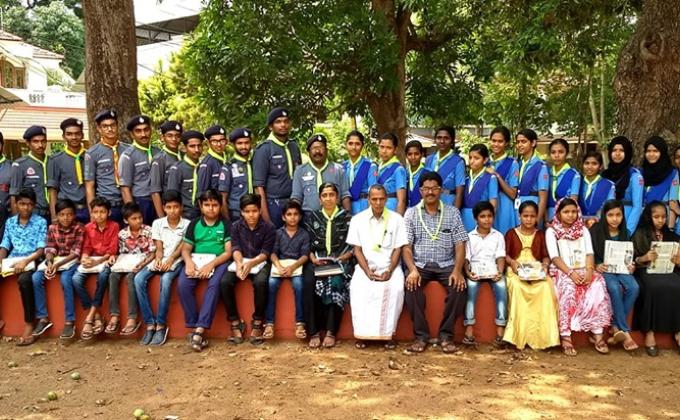 Donating school kit for students