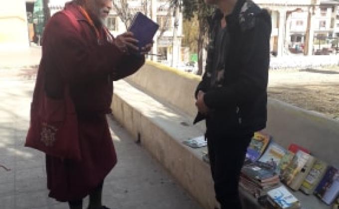 Established Bhutan Street Library and gave free services.