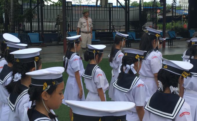 ฝึกระเบียบฝึกสมาธิก่อนเข้าเรียน