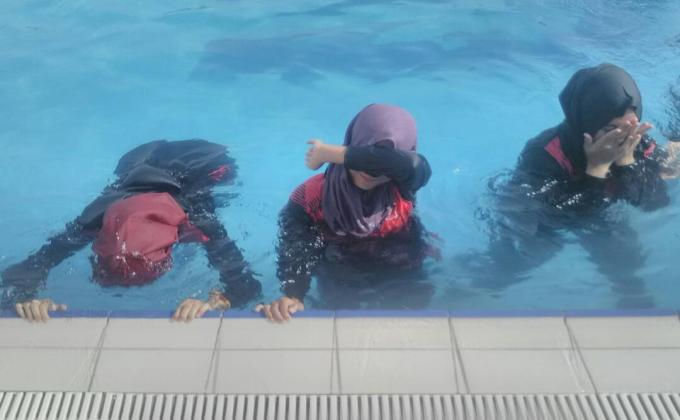 KELAS PENGENALAN ASAS RENANG UPSI 
