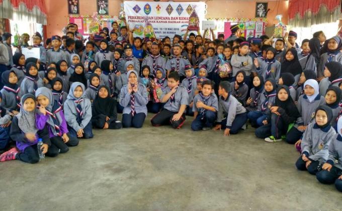 Perkhemahan Lencana Pengakap Kanak-kanak