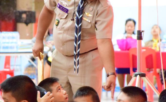 MOP โดยผ่านขบวนการลูกเสือต่อต้านยาเสพติด