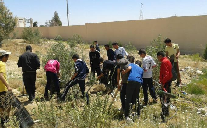 نفذت  كشافة مدرسة محمد خطاب الاساسية نشاط تطوعي بمناسبة مبادرة المليار ساعة خدمة تطوعية 