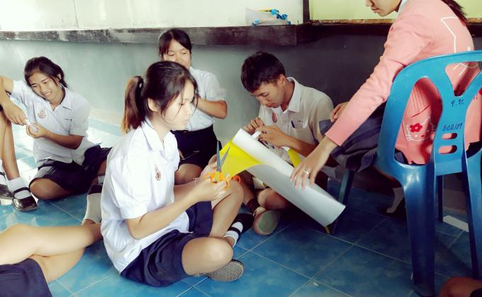 จัดบอร์ดวันวิทยาศาสตร์