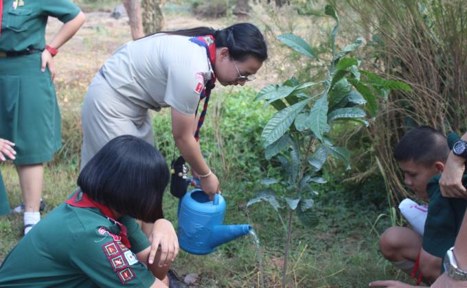จิตอาสาปลูกต้นไม้เพื่อพ่อหลวง