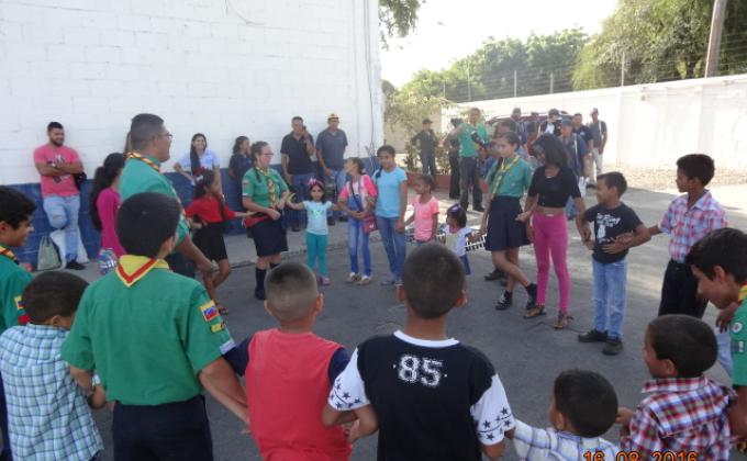 Dando Una Sonrisa Ecologica a los niños